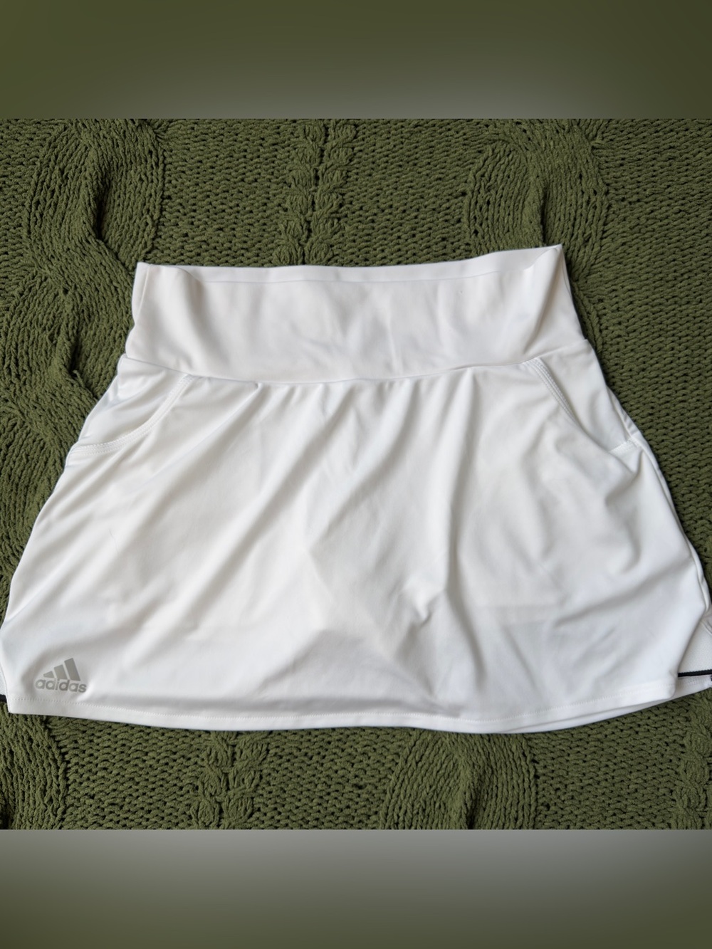adidas White Women's Athletic Skort with Wide Waistband